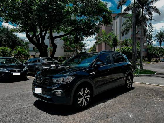 VOLKSWAGEN T-CROSS 1.0 200 TSI TOTAL FLEX COMFORTLINE AUTOMÁTICO VOLKSWAGEN T-CROSS 1.0 200 TSI TOTAL FLEX COMFORTLINE AUTOMÁTICO